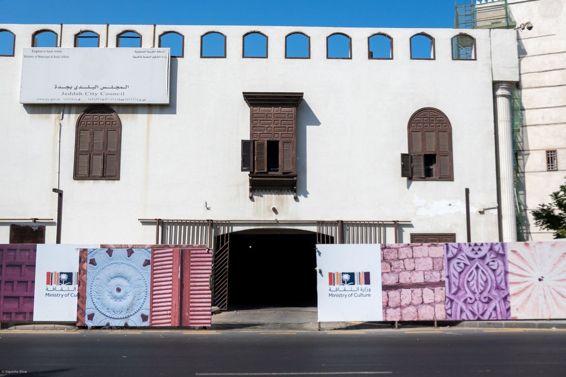 Narrow street in old Jeddah
